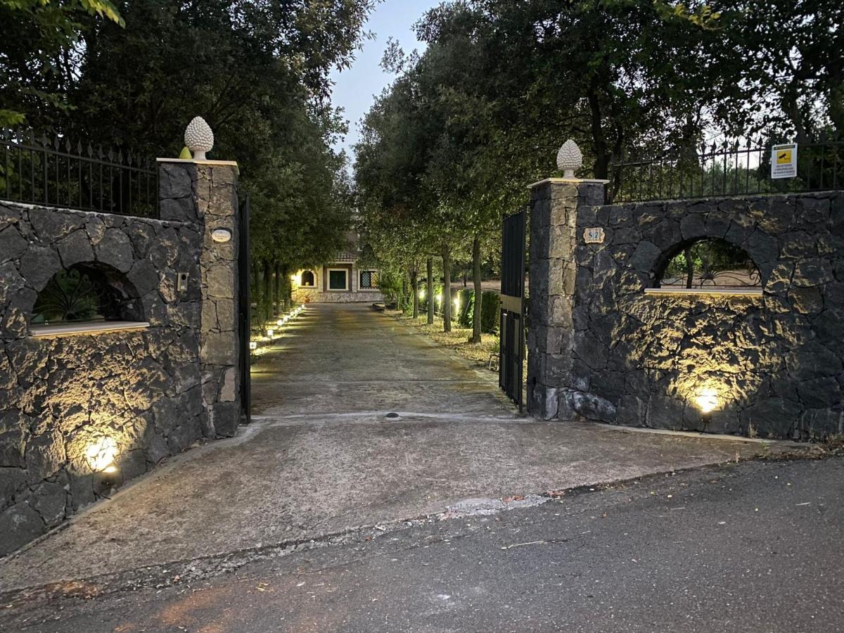 Villa Caterina, Alle Pendici Del Vulcano Etna Viagrande Exteriör bild